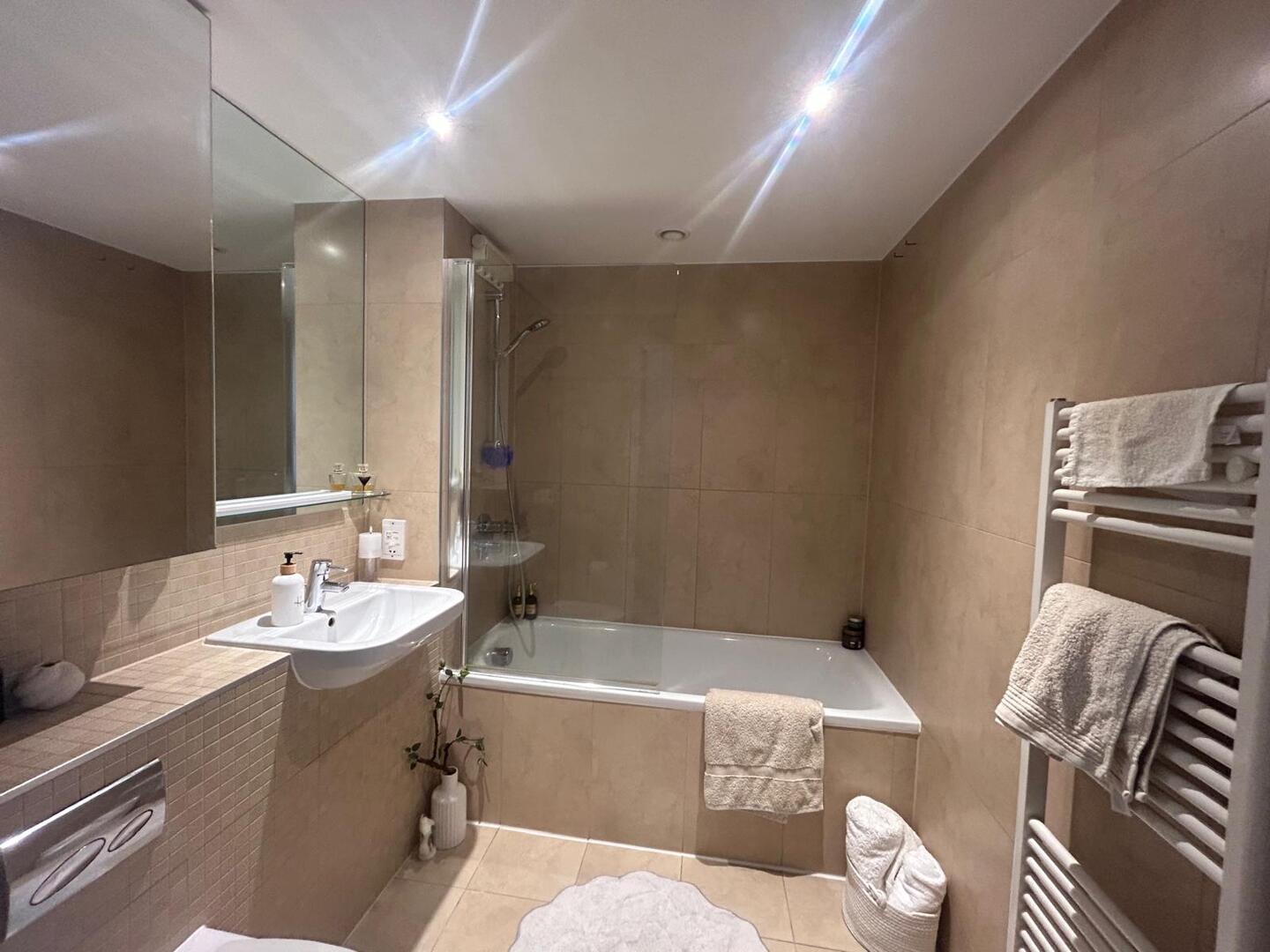 1 bed property in Empire Way, Wembley